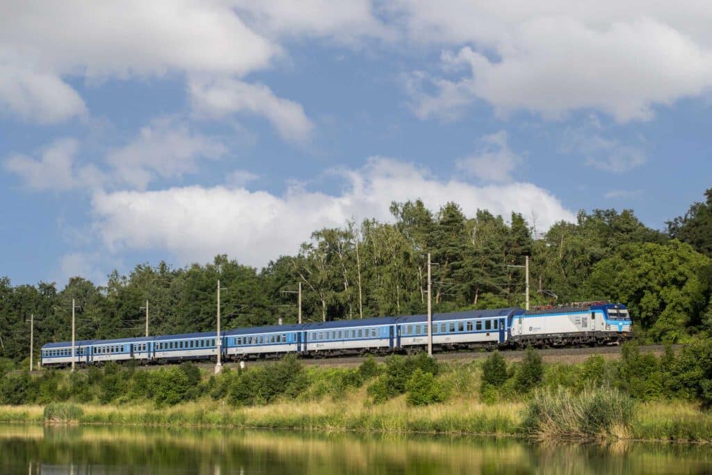 Ceske Dráhy i ZSSK uruchamiają nowe połączenie Praga – Ołomuniec – Bratysława foto: CD