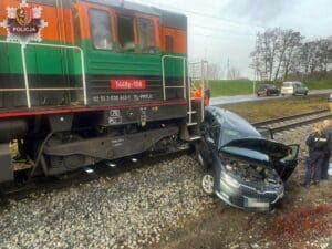 Wypadek na przejeździe kolejowym w Polkowicach