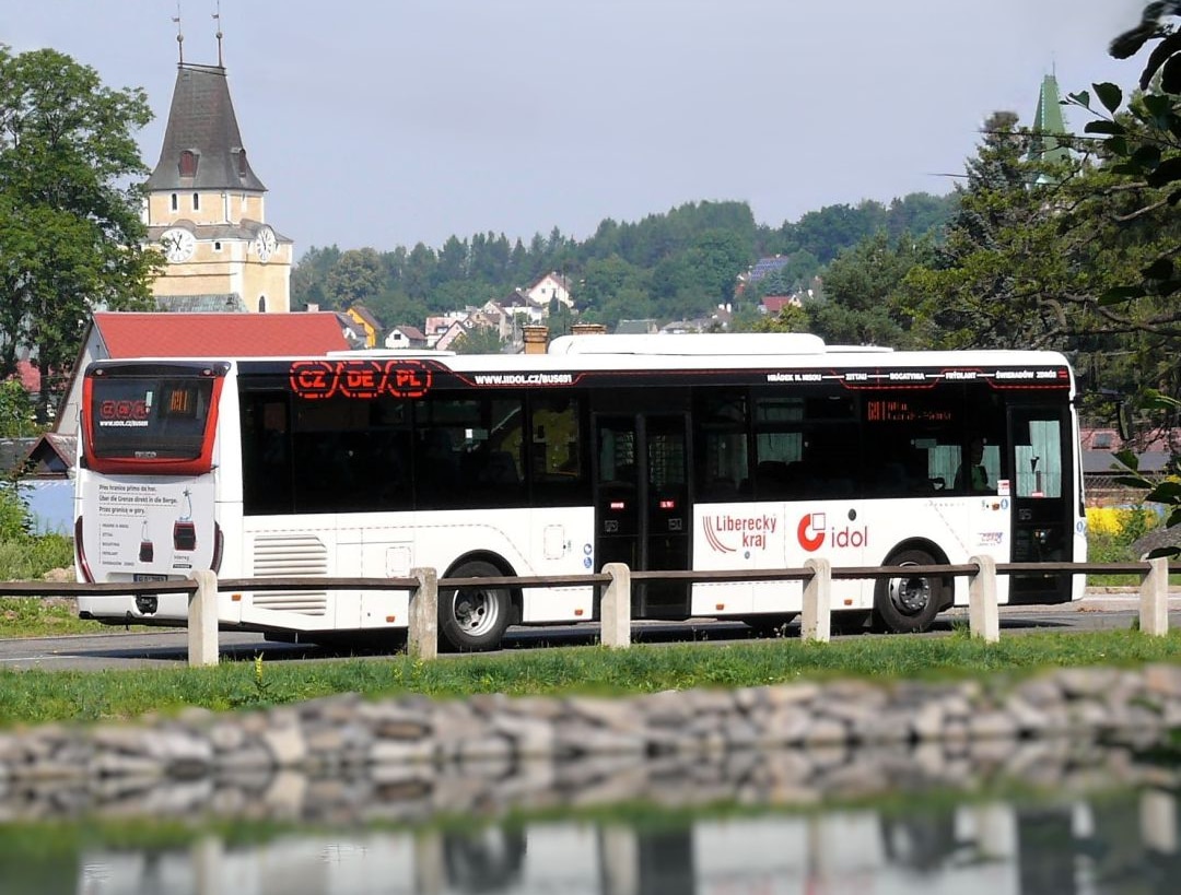 Infobus - Transgraniczny autobus 692 połączył polską Bogatynię, czeski Frýdlant i niemiecką Żytawę