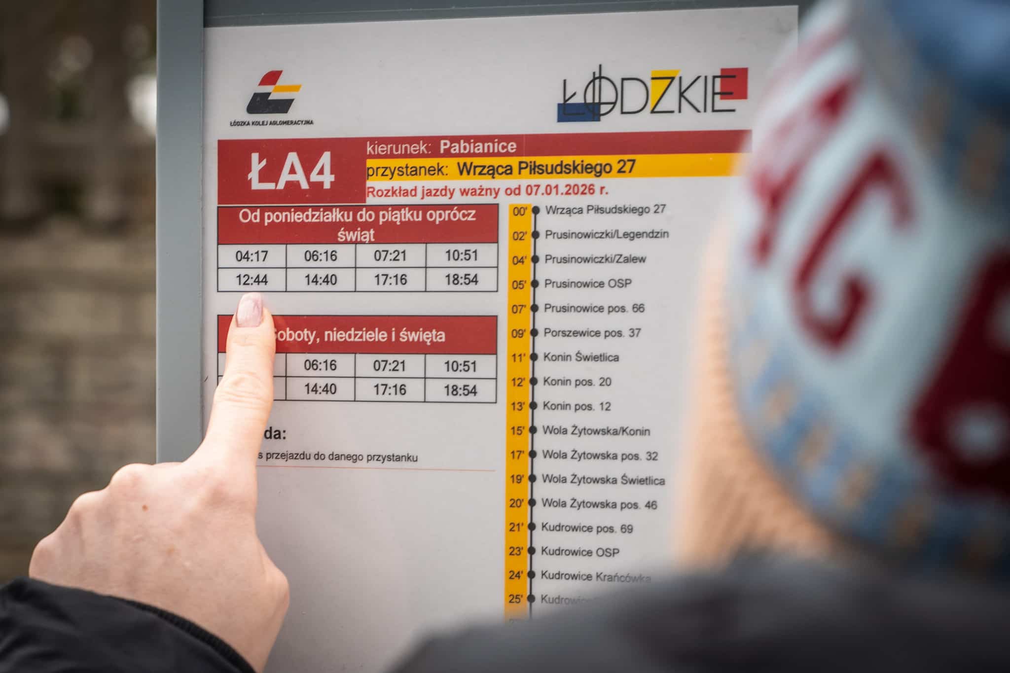 Inforail - Łatwiejsze dojazdy do pociągów w Pabianicach. Ruszyły dowozówki ŁKA