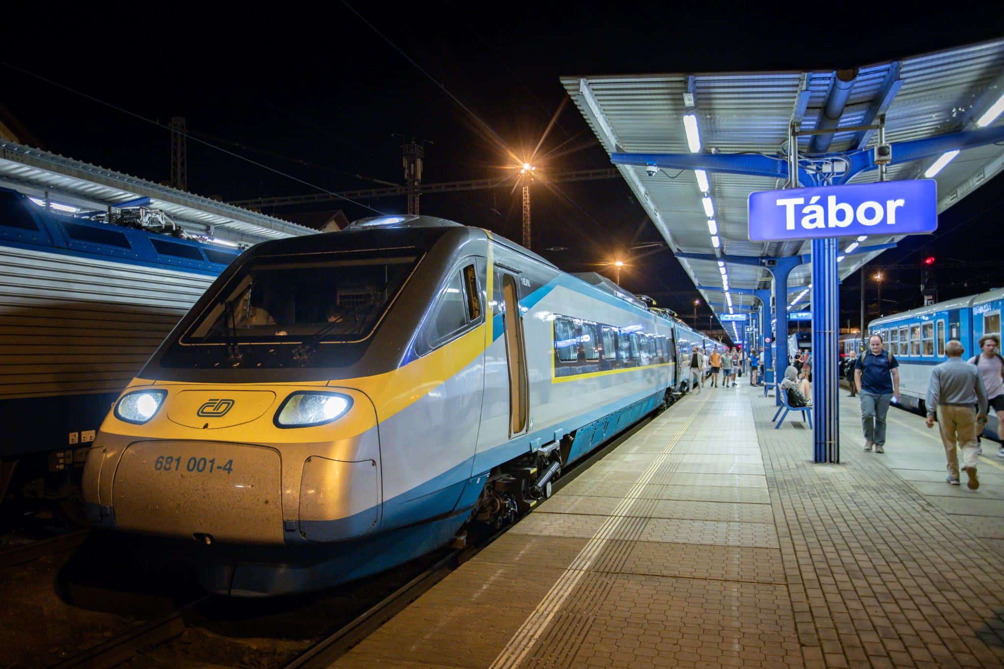 Inforail - Pendolino z nową oprawą muzyczną. Smetana wita pasażerów na stacji Tábor