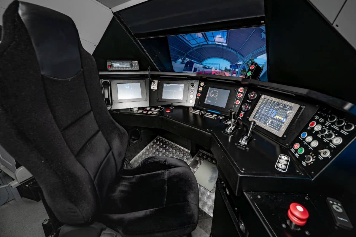 Inforail - Koleje Śląskie grają z WOŚP. Darmowe przejazdy dla wolontariuszy i kolejowe aukcje charytatywne