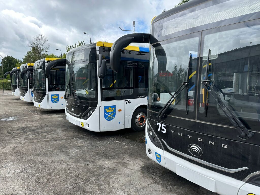 Infobus - Jak będzie wyposażony pierwszy autobus elektryczny dla Gminy Ryki? Analiza SWZ