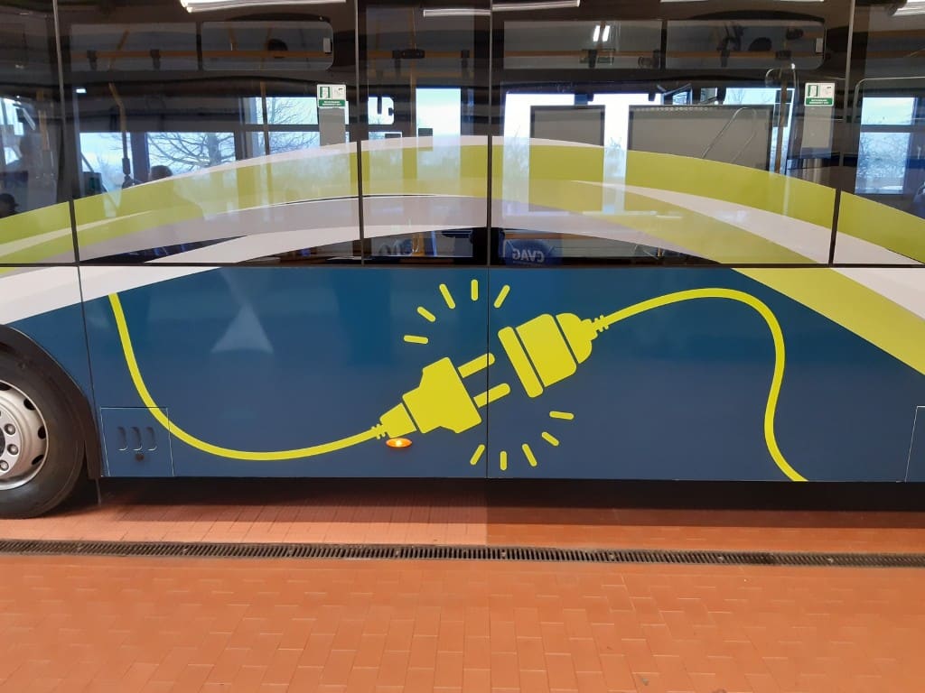 Infobus - Chemnitz ma pierwszy autobus elektryczny: 30 miesięczny test Ikarusa 120e