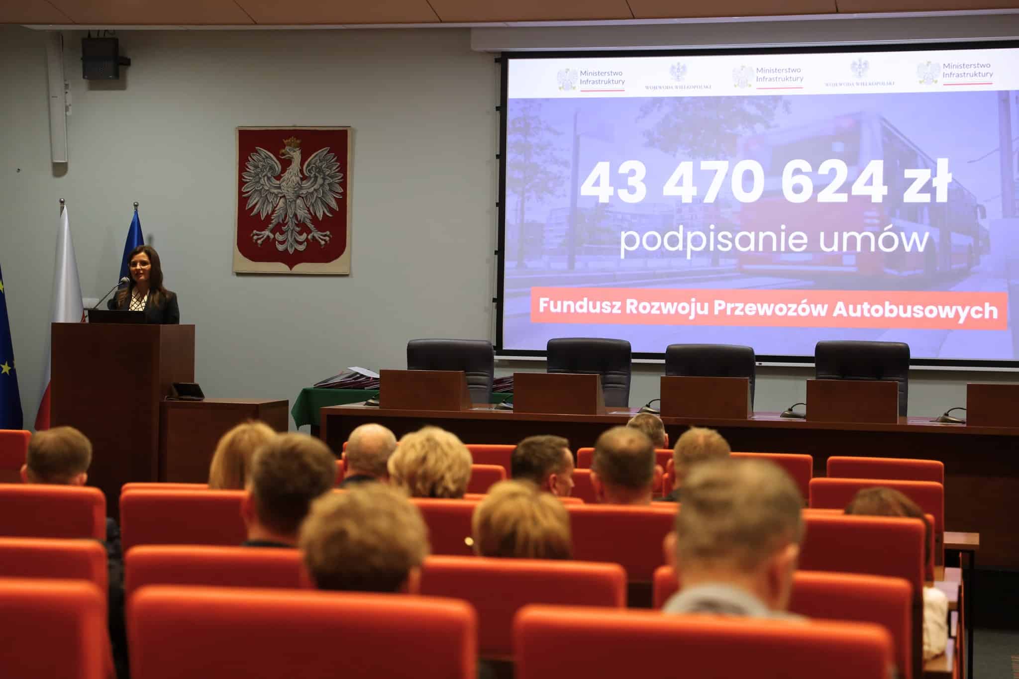 Infobus - Wielkopolskie FRPA 2025: Pierwsze umowy z Funduszu Autobusowego na 18 mln zł