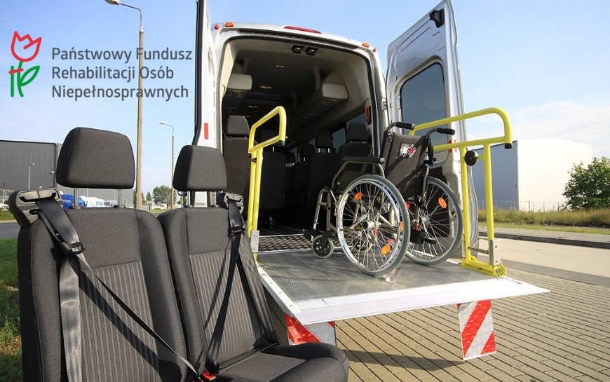 Infobus - Legnica mimo 7 ofert na autobusy dla niepełnosprawnych anuluje przetarg