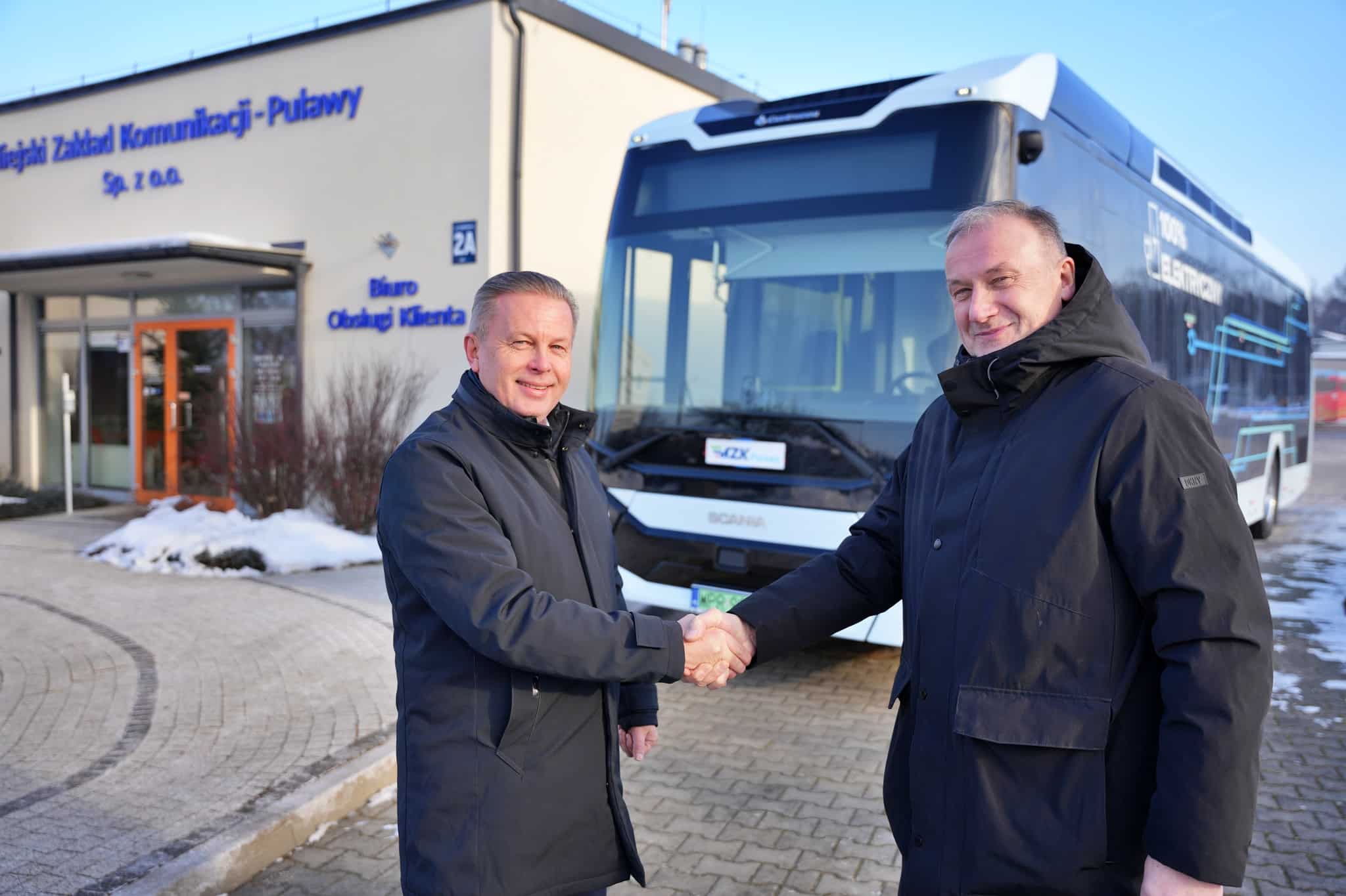 Infobus - Po PKS-ach elektrobus Scania-Castrosua testuje komunikacja miejska. Zaczyna MZK Puławy