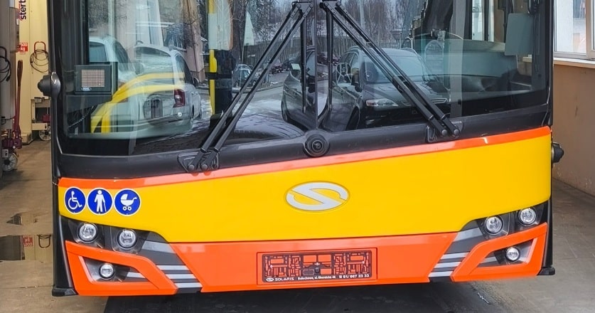 Infobus - Elektryczna czwórka dla PUK Komorniki: Kto faworytem? Analiza SWZ