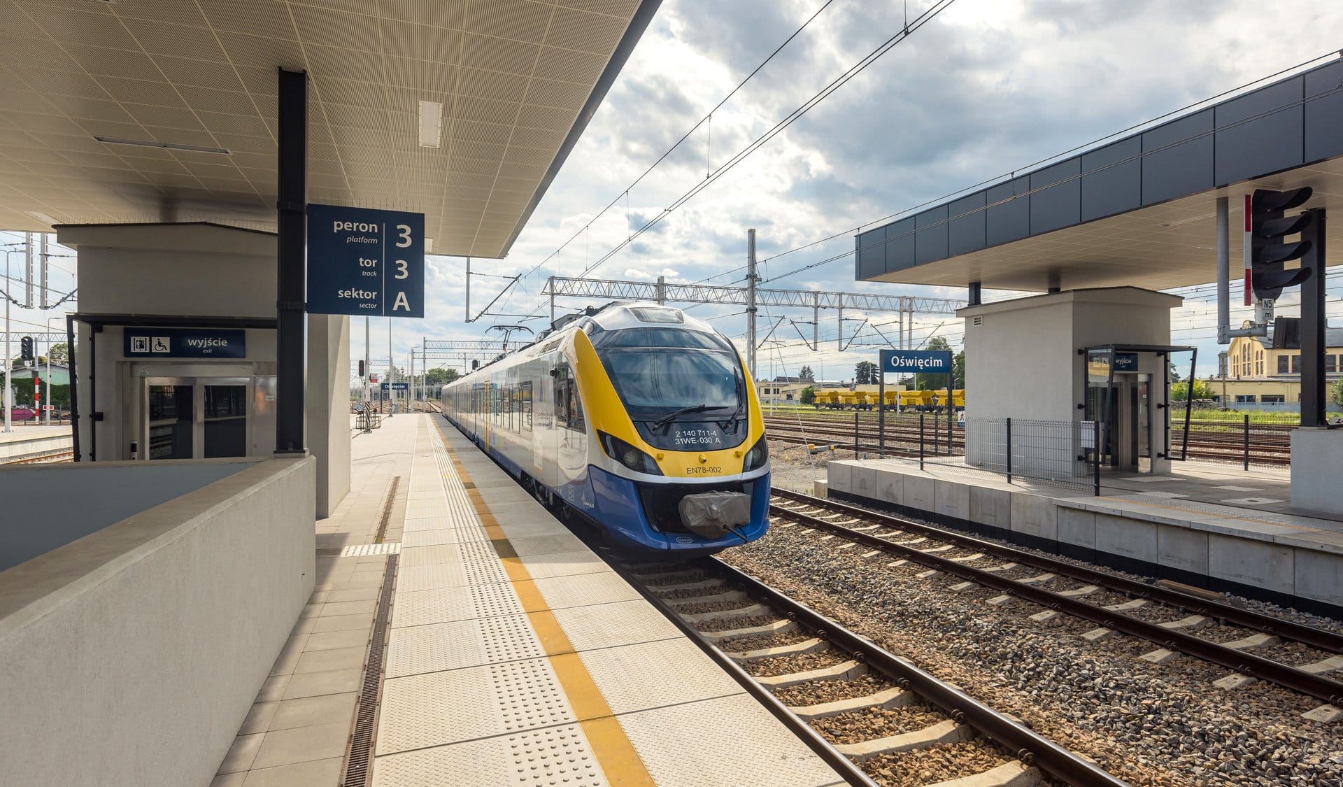 Inforail - Nowoczesna informacja pasażerska i monitoring na linii Trzebinia – Oświęcim – Czechowice-Dziedzice