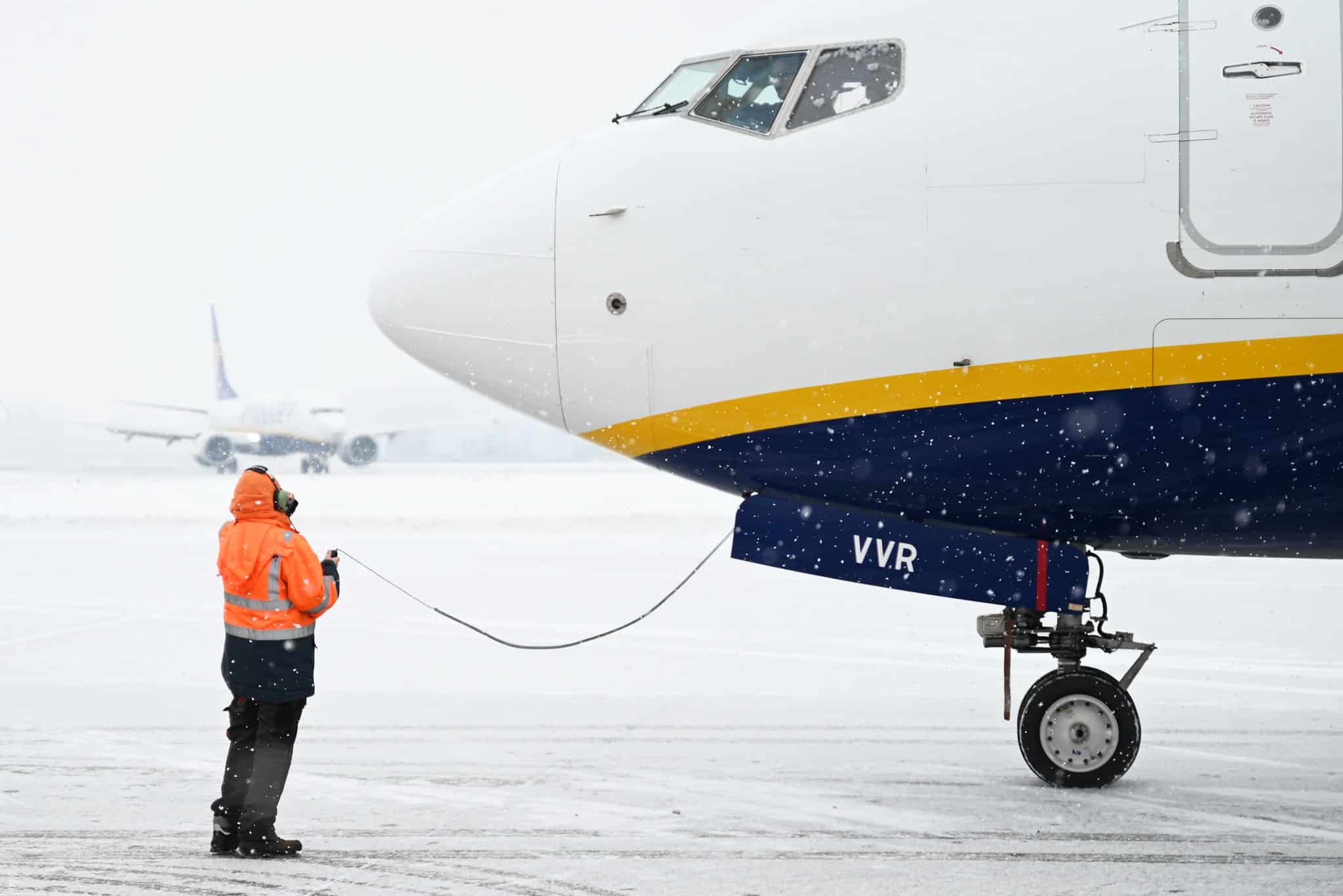 Infoair - Ryanair ogranicza siatkę połączeń w Europie. Jakie konsekwencje dla Polski i pasażerów?