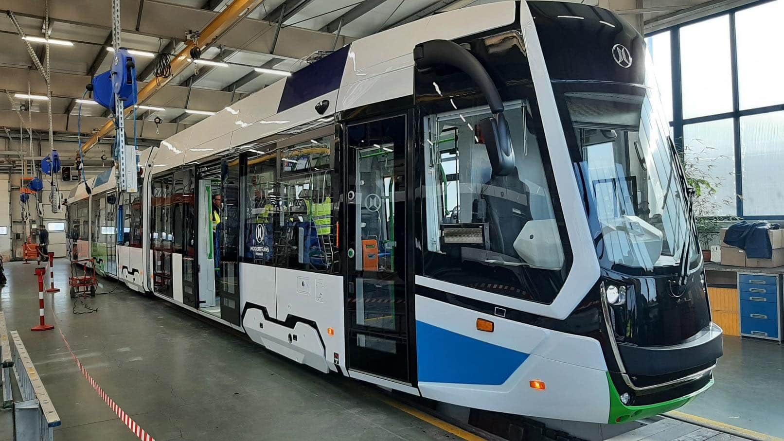 Infotram - Pierwszy Moderus Gamma dostarczony do zajezdni Tramwajów Szczecińskich. Mimo fatalnych warunków pogodowych