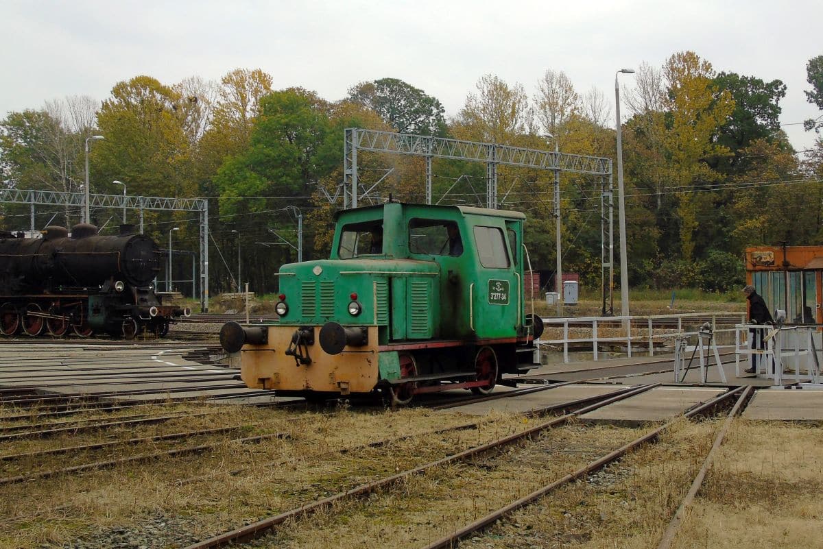 Inforail - POLREGIO zakończyło przetarg na przegląd P4 lokomotywy SM04-250