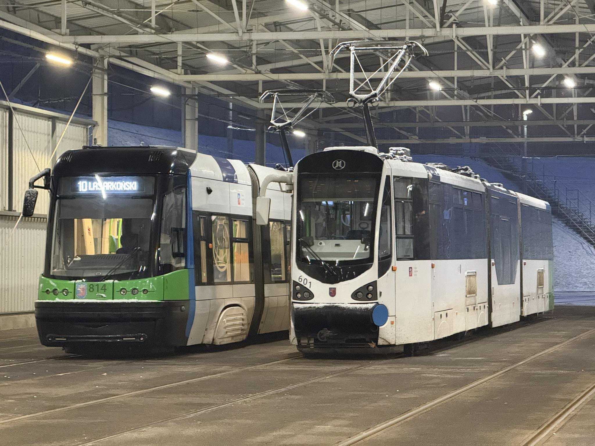 Infotram - Drugi dzień bez tramwajów w Szczecinie. Miasto walczy o powrót komunikacji szynowej