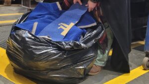 Infotrans - Drugie życie tramwajowej tapicerki: MPK Kraków wspiera schroniska