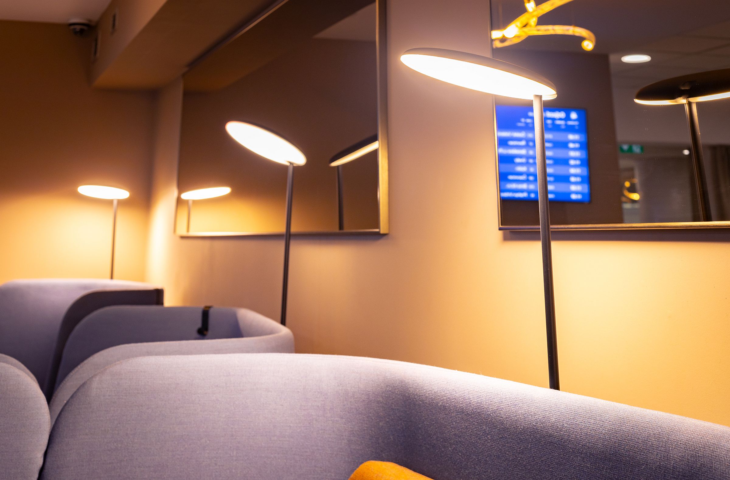 Inforail - Nowa odsłona ČD Lounge na praskim dworcu głównym. Więcej miejsca i strefa Business