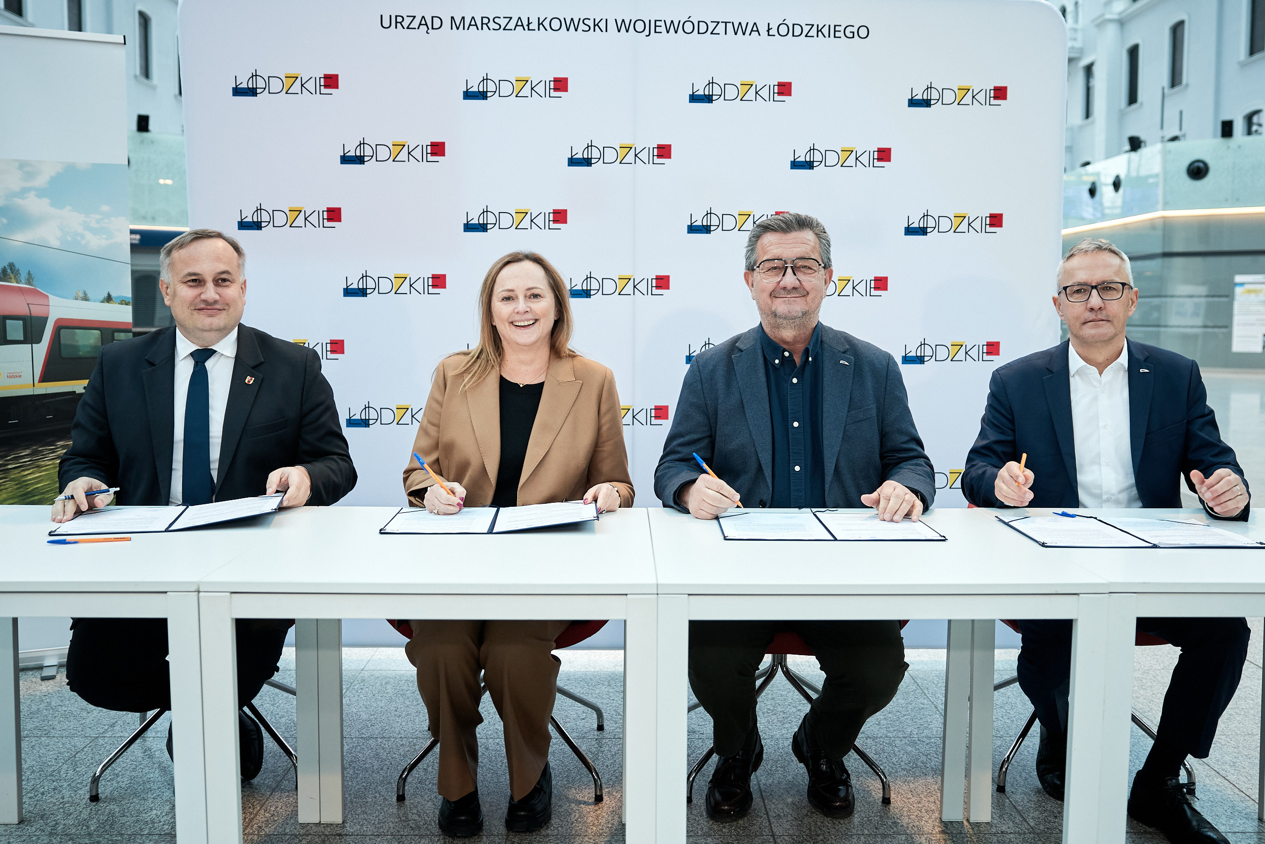 Inforail - PESA z kolejną umową na dostawy ezt-ów. 6 składów trafi do ŁKA