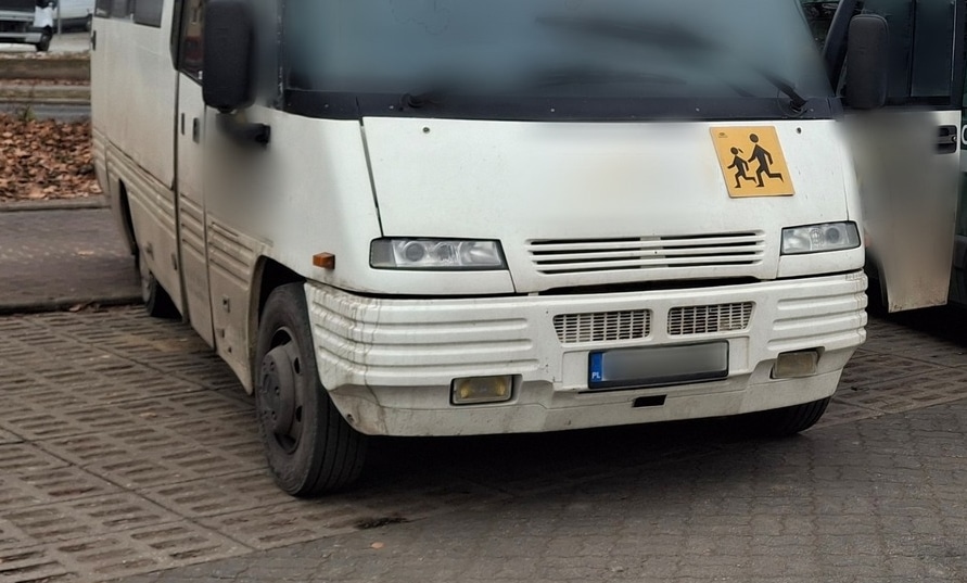 Infobus - Kontrola ITD w Brzegu: kierowca zaprzeczał, iż prowadził autobus. Znaleziono dowód