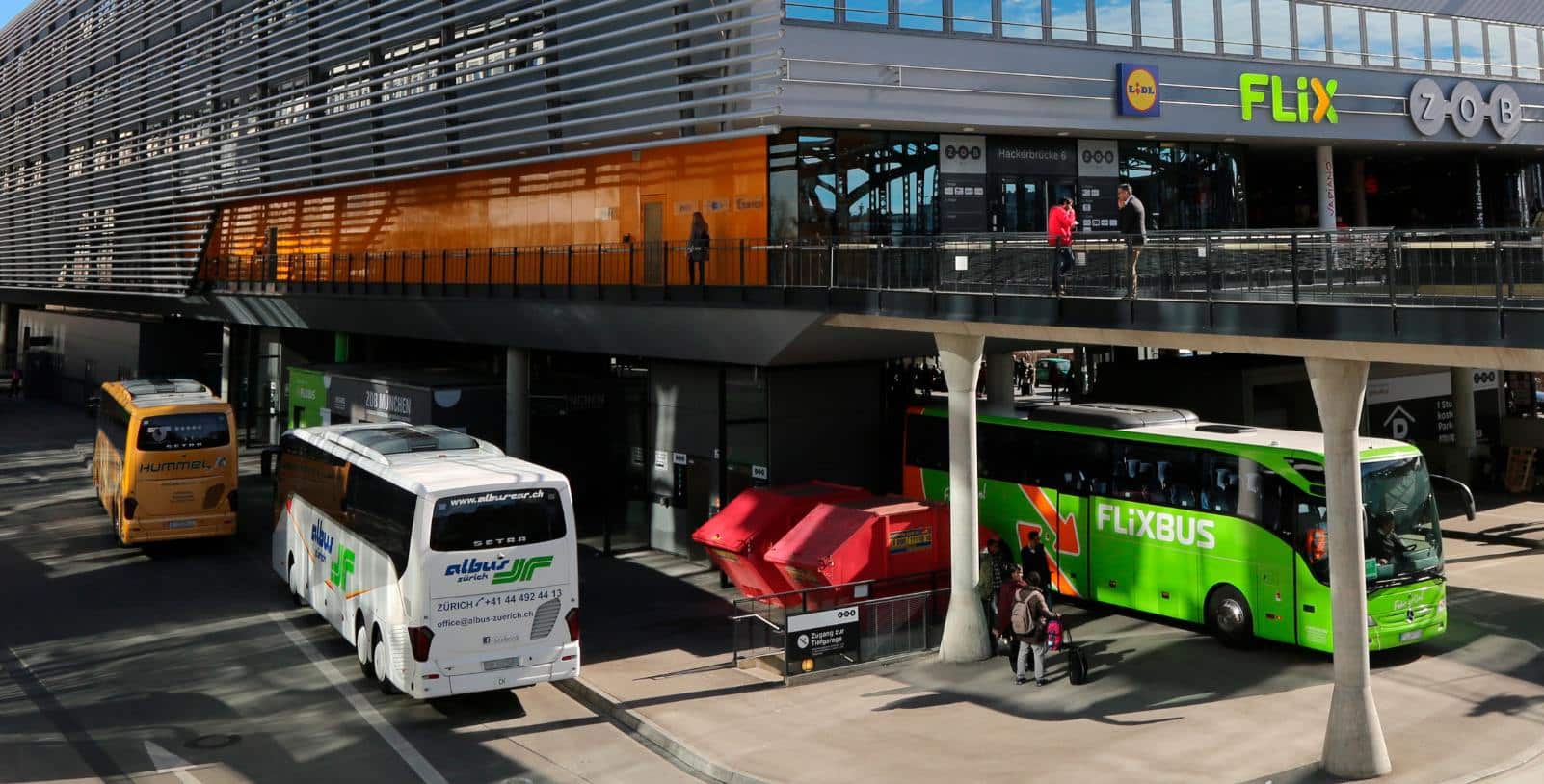 Infobus - Daimler Buses zbuduje publiczne ładowarki przy ZOB w Monachium. Impuls dla eIntouro