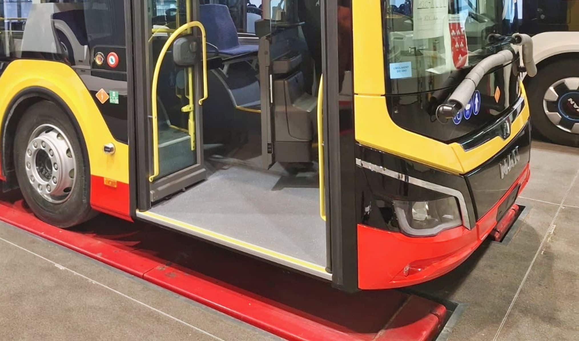 Infobus - 15 nowych autobusów MAN dla MZK Nysa coraz bliżej. Produkcja w Starachowicach na finiszu