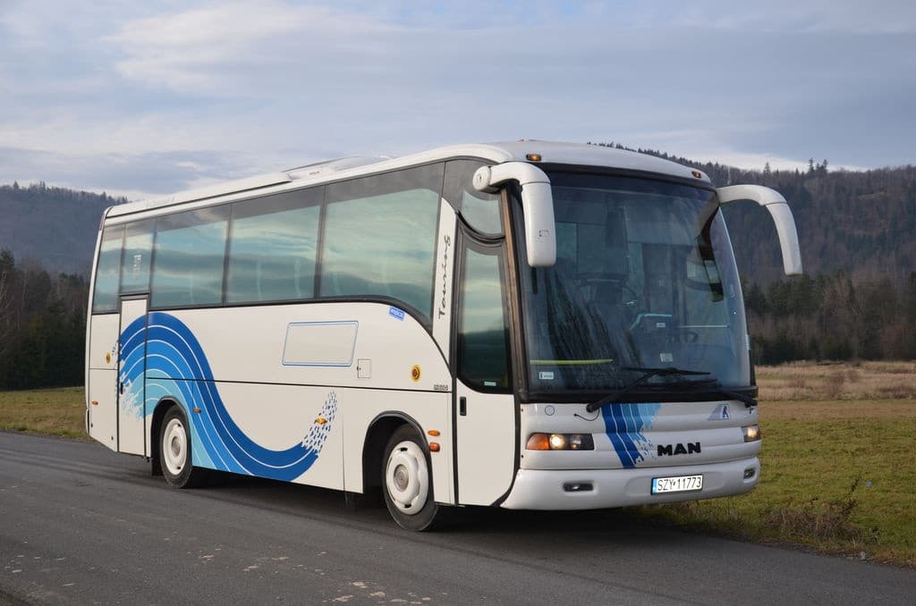 Infobus - NIK punktuje gminy z Opolszczyzny. Chodzi o przetargi na autobusowy transport publiczny