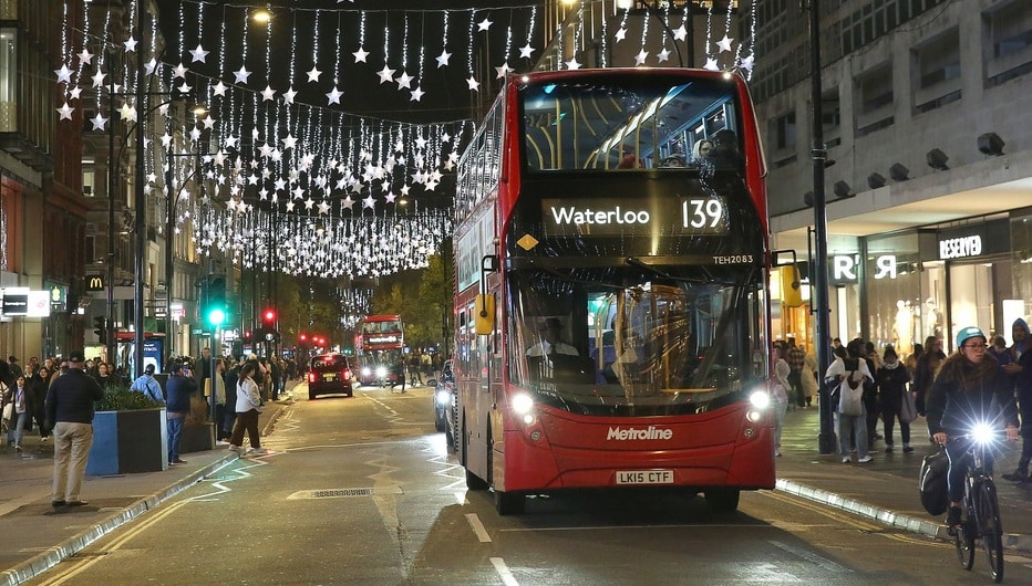Infobus - W. Brytania chce chronić swoich producentów autobusów. Parlament alarmuje