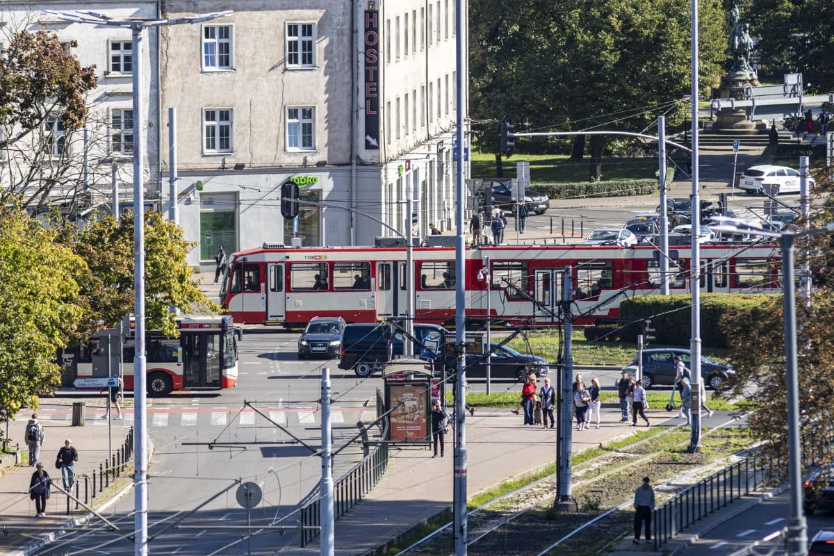 Infotram - Gdańsk szuka wykonawców modernizacji zasilania sieci trakcyjnej