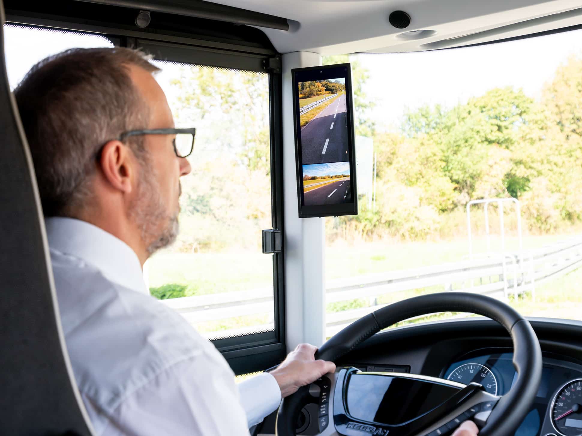 Infobus - ITS: Aż 80 proc. zimowych płynów do spryskiwaczy nie spełnia norm