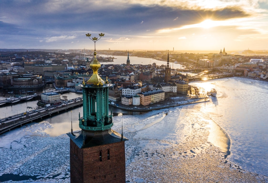 Infoship - Sztokholm: Niski stan Bałtyku utrudnia żeglugę. Wrak z XVII wieku wynurzył się przy nabrzeżu