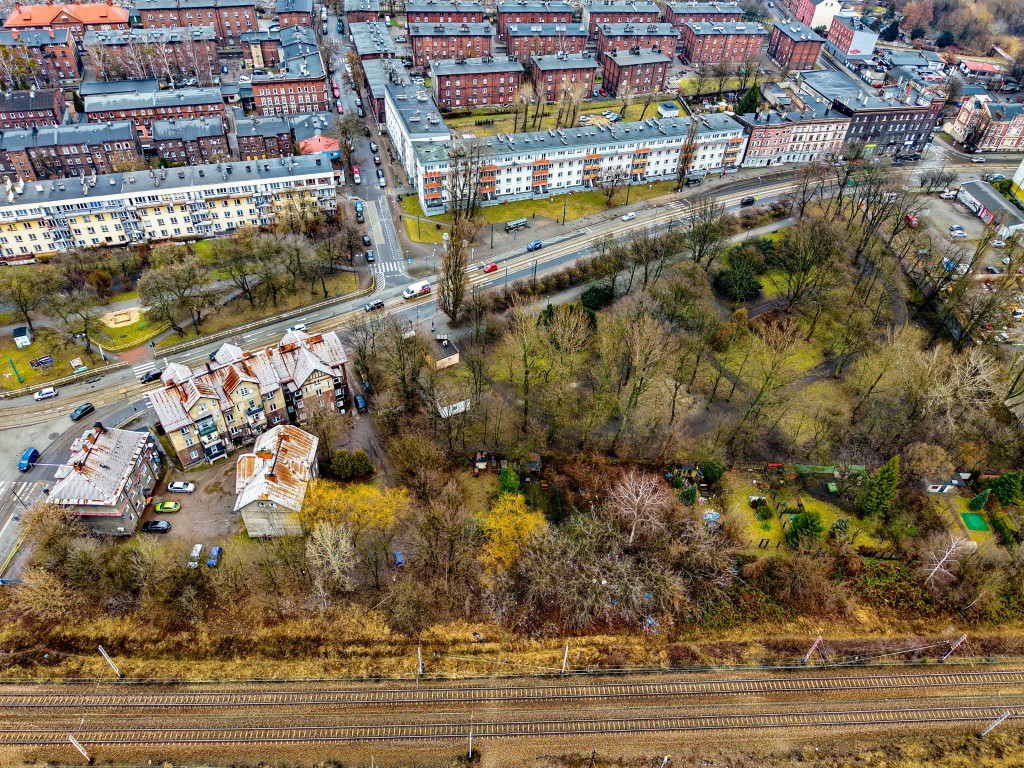 Infotrans - Wojewoda śląski wesprze budowę centrum przesiadkowego Świętochłowice „Mijanka”