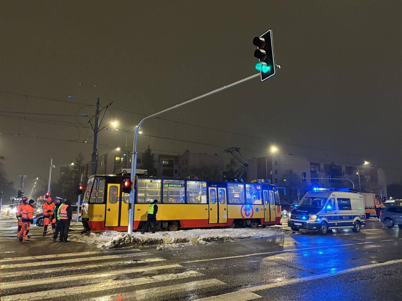 Infotram - Warszawa: Zderzenie tramwajów na alei Reymonta. Kilkanaście osób rannych