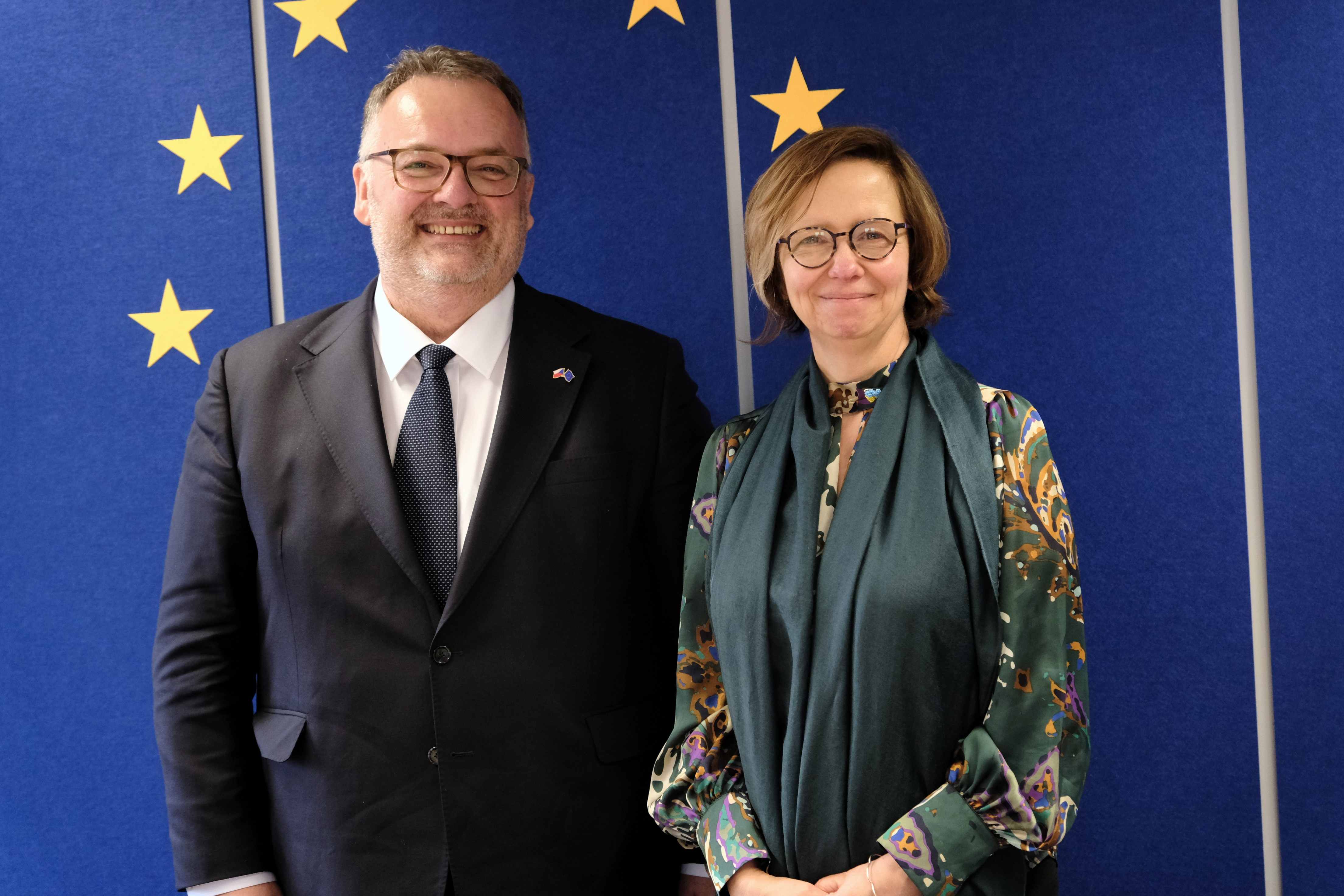 Inforail - Czechy walczą o fundusze UE na transport. Kolej w centrum rozmów w Brukseli