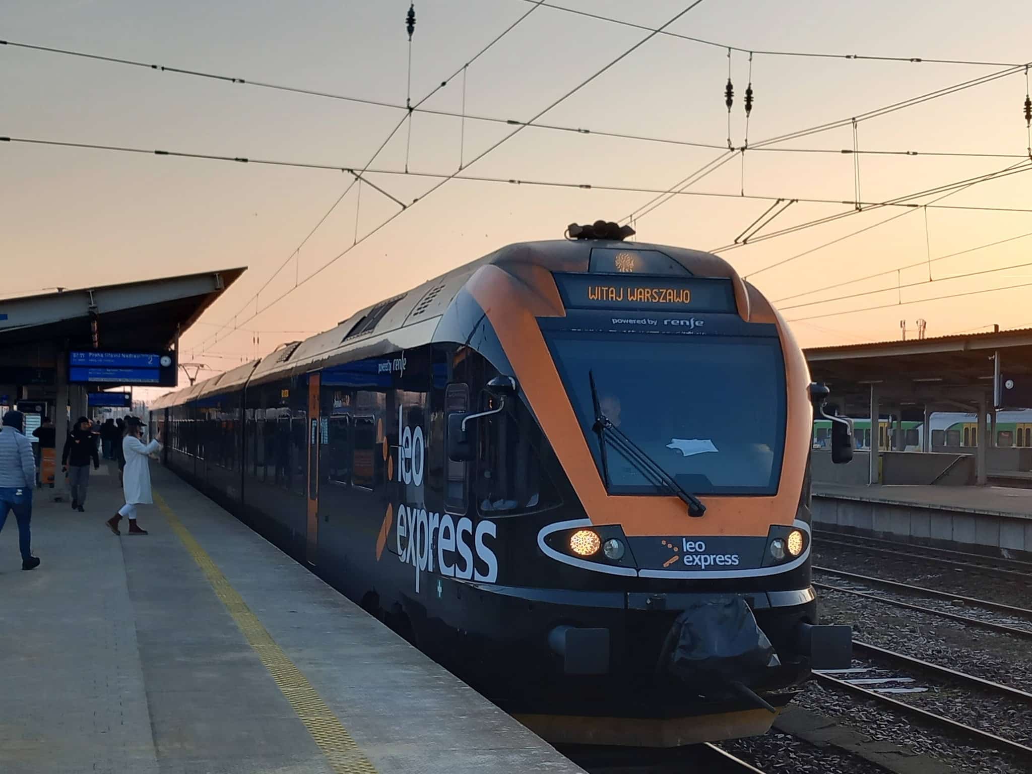 Inforail - Pierwszy miesiąc pociągów LEO Express na trasie Warszawa – Praga. Co konkurencja wnosi na tory?