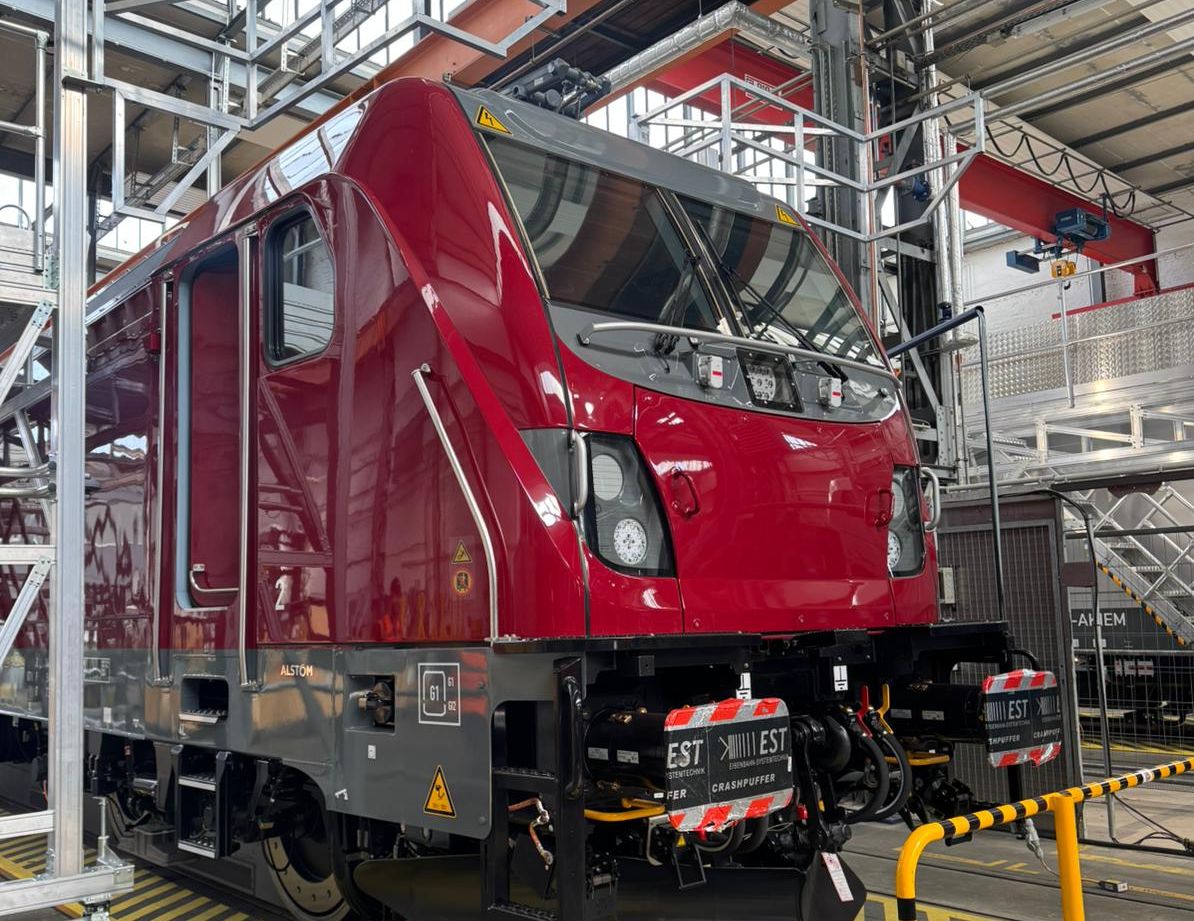 Inforail - Testy nowej lokomotywy TRAXX MS3 dla Rumunii. W zakładzie producenta