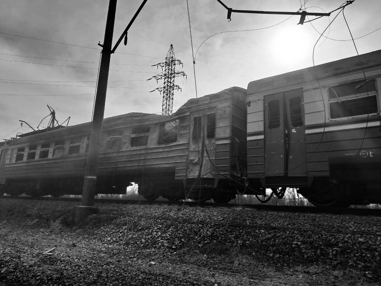 Inforail - Rosyjski dron uderzył w pociąg UZ w rejonie Krzywego Rogu. Jedna osoba nie żyje, są ranni