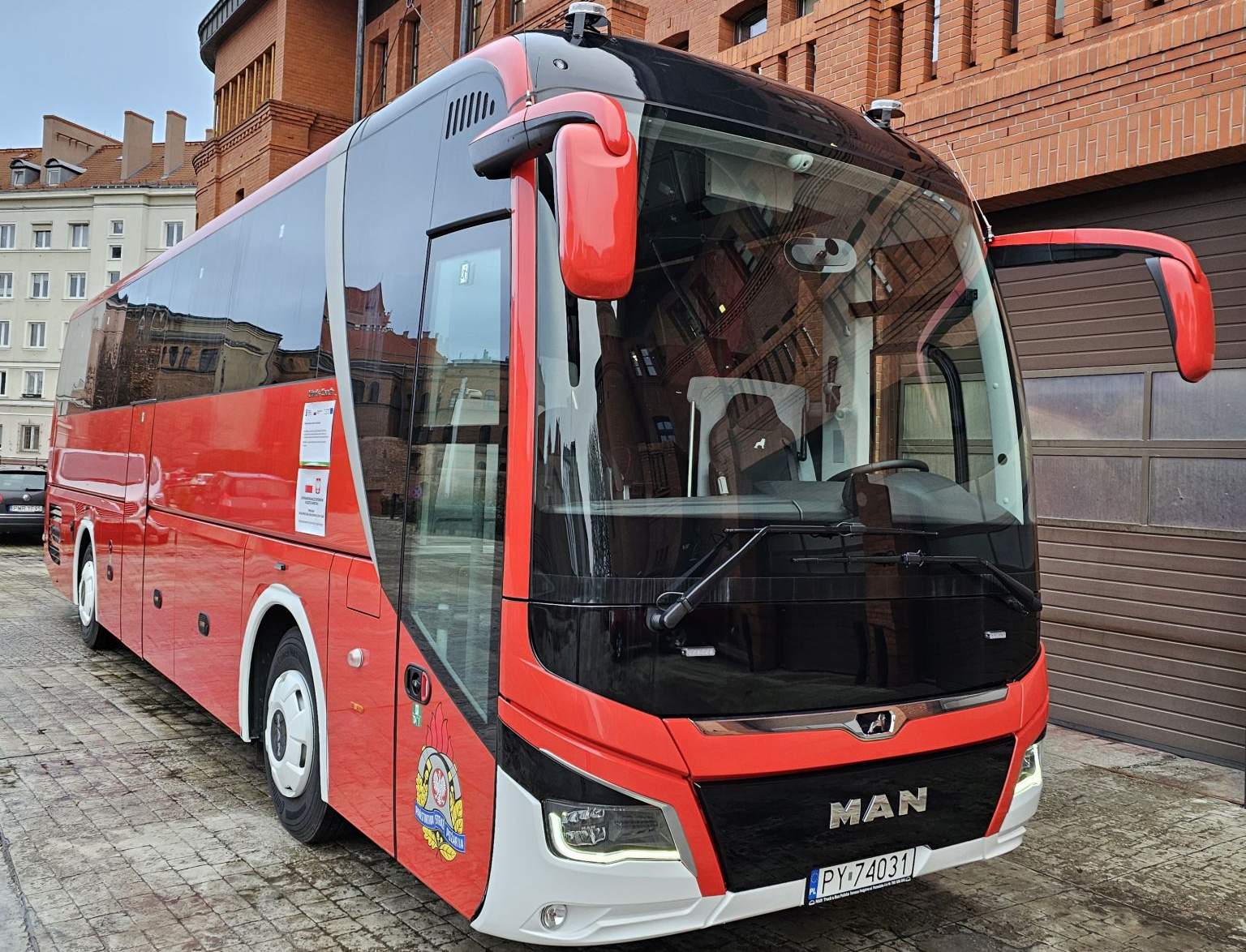 Infobus - Krakowska szkoła pożarnicza zamawia autobus. Budżet ponad 2 mln netto