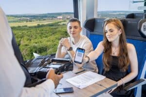 Inforail - Bilety na całą podróż w jednej aplikacji. České dráhy rozszerzają ofertę systemu VDV w Kraju Wysoczyna