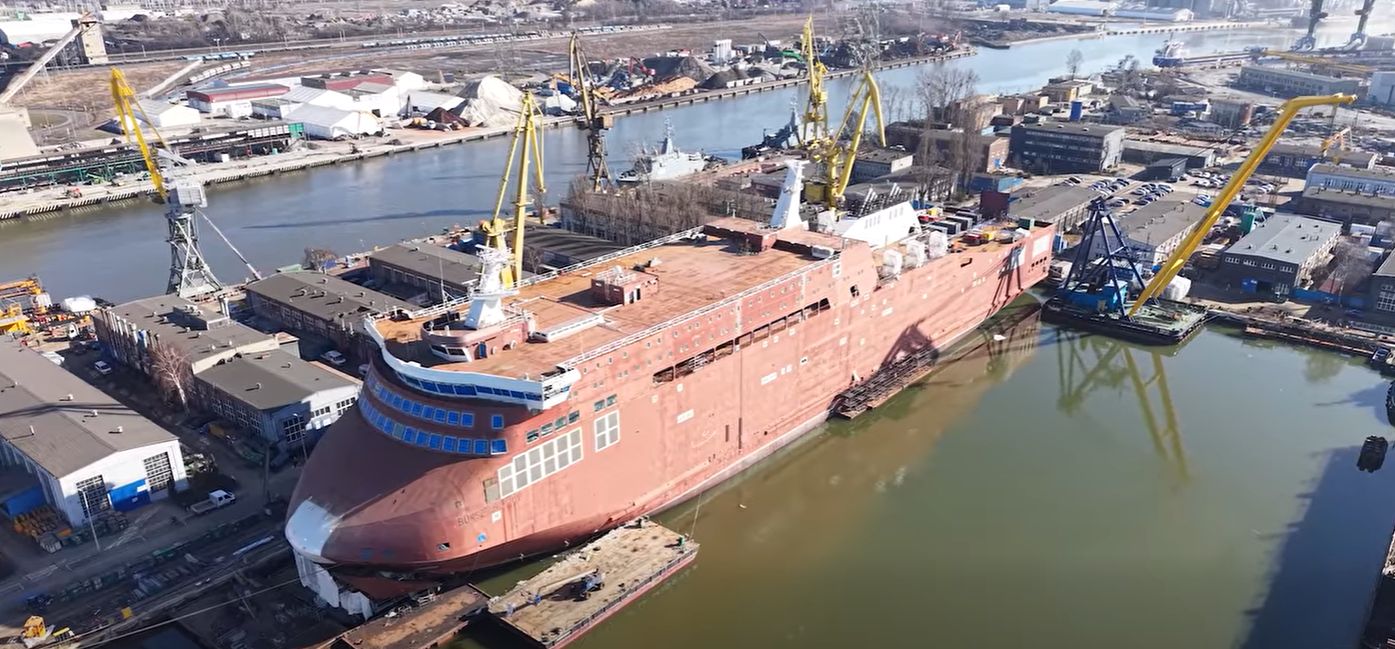 Infoship - Prom Bursztyn Unity. Bliźniak Jantara już na finiszu budowy