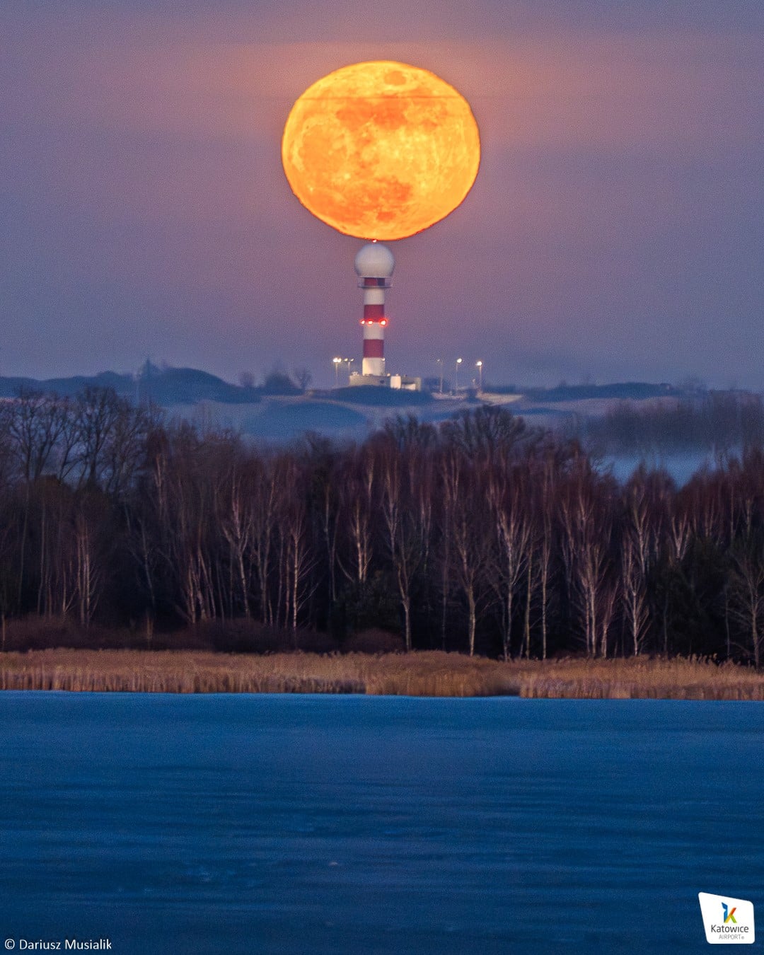Infoair - PAŻP wzmacnia nadzór nad ruchem lotniczym. Nowy radar przy Katowice Airport już działa