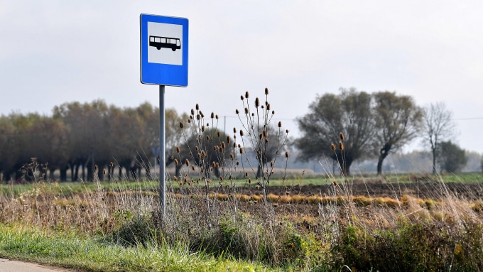 Infotrans - Gminy alarmują: nowa ustawa o PTZ może pogłębić wykluczenie transportowe