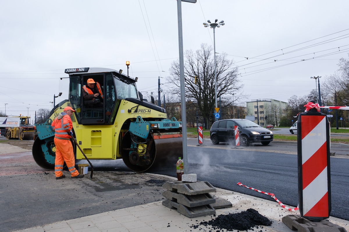 Infotram - Łódź: Koniec prac na Pabianickiej i Placu Niepodległości. Wraca ruch i tramwaje