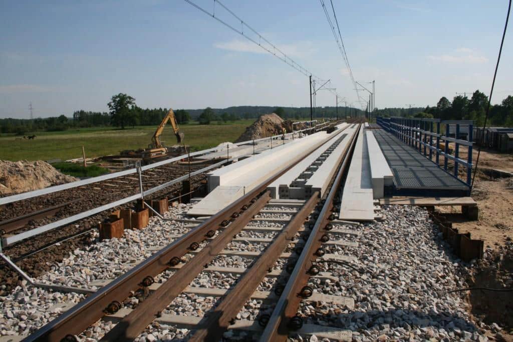 Inforail - POLREGIO uruchomi zastępczą komunikację autobusową na Śląsku i w Małopolsce. Trzy zadania w przetargu