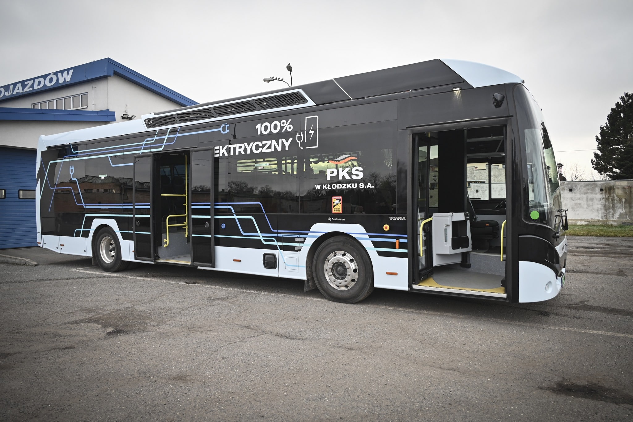 Infobus - PKS Kłodzko bez ofert na elektrobusy. Przetarg unieważniony przy budżecie 8 mln zł