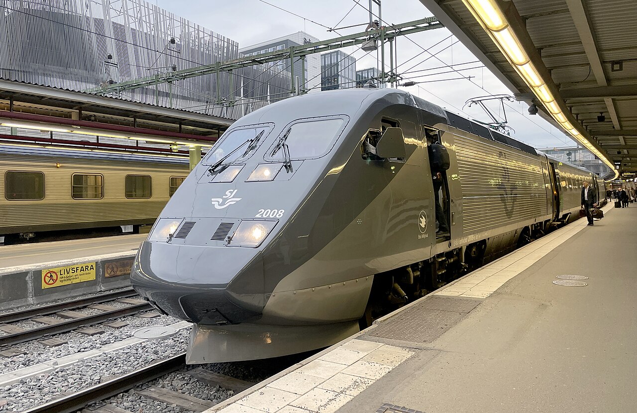 Inforail - Problemy techniczne na szwedzkiej kolei. Odwołano dziesiątki połączeń obsługiwanych przez X2000