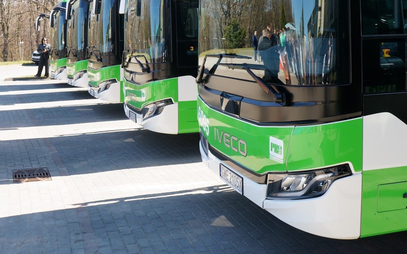 Infobus - Nowe autobusy hybrydowe dla Powiatu Wejherowskiego. Od Iveco i we flocie PKS Gdynia
