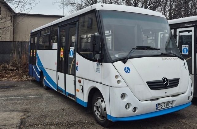 Infobus - Komunikacja Beskidzka wyprzedaje autobusy. Autosany H7.20 kończą służbę