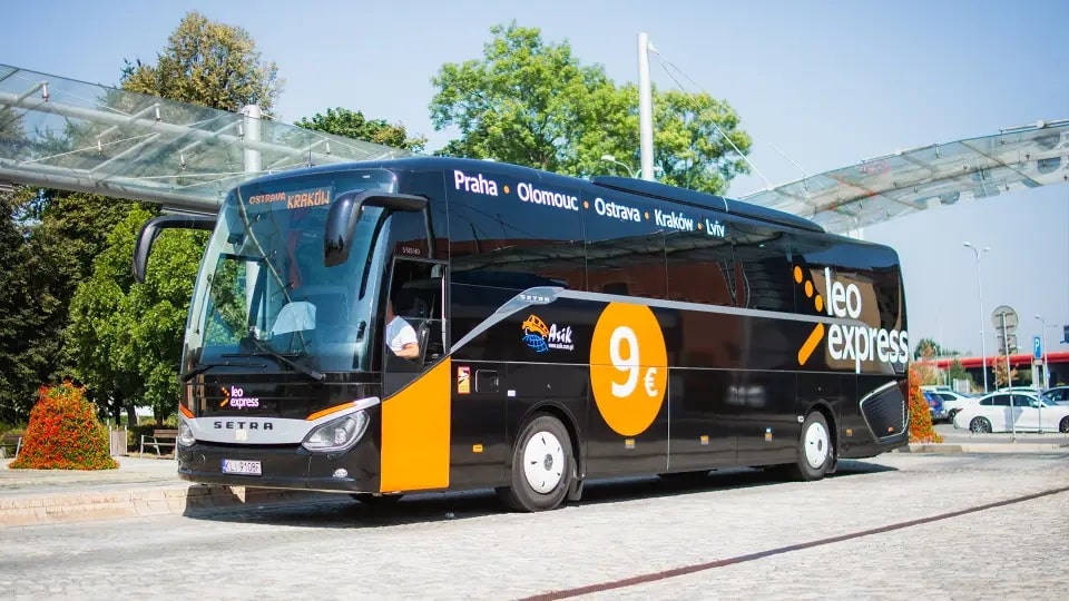 Infobus - Leo Express rozwija autobusy w Polsce. Linia Kraków – Lwów z drugim kursem