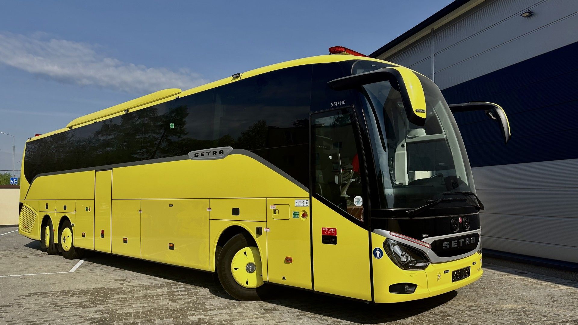 Infobus - Zeszuta i pierwszy mobilny SOR na bazie autobusu Setra w Polsce. Dla WSRM Łódź