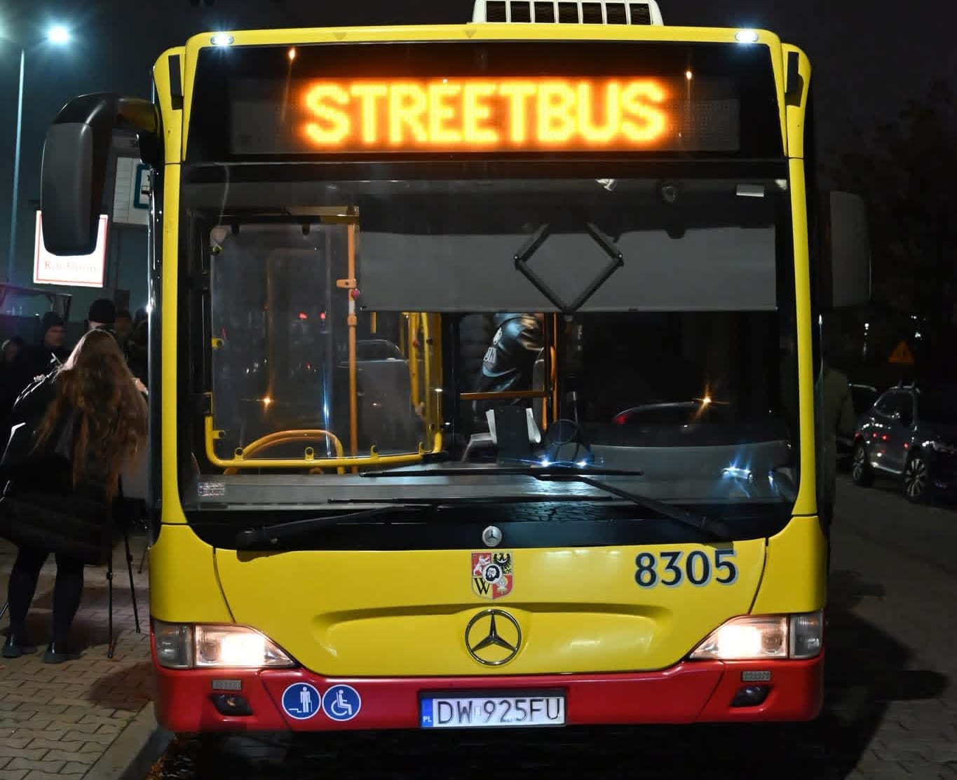 Infobus - Streetbus od MPK Wrocław zakończył sezon. Autobus pomocy przejechał 8 tysięcy kilomterów