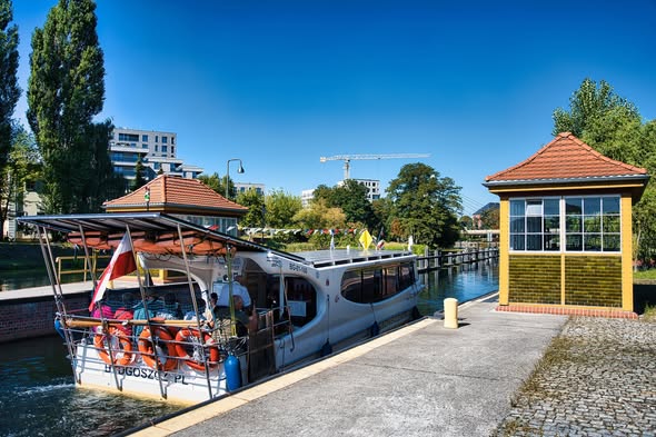 Infoship - Rusza kolejny sezon bydgoskiego tramwaju wodnego. „Słonecznik” wraca na Brdę