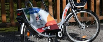 Pruszkowski Rower Miejski wraca po zimowej przerwie, oferując wygodny i ekologiczny sposób poruszania się po mieście.